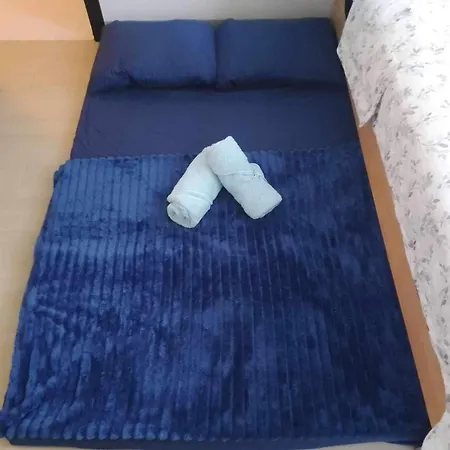 Tropical 1Br Uptown Parksuites Bgc, 200Mbps Smart Tv